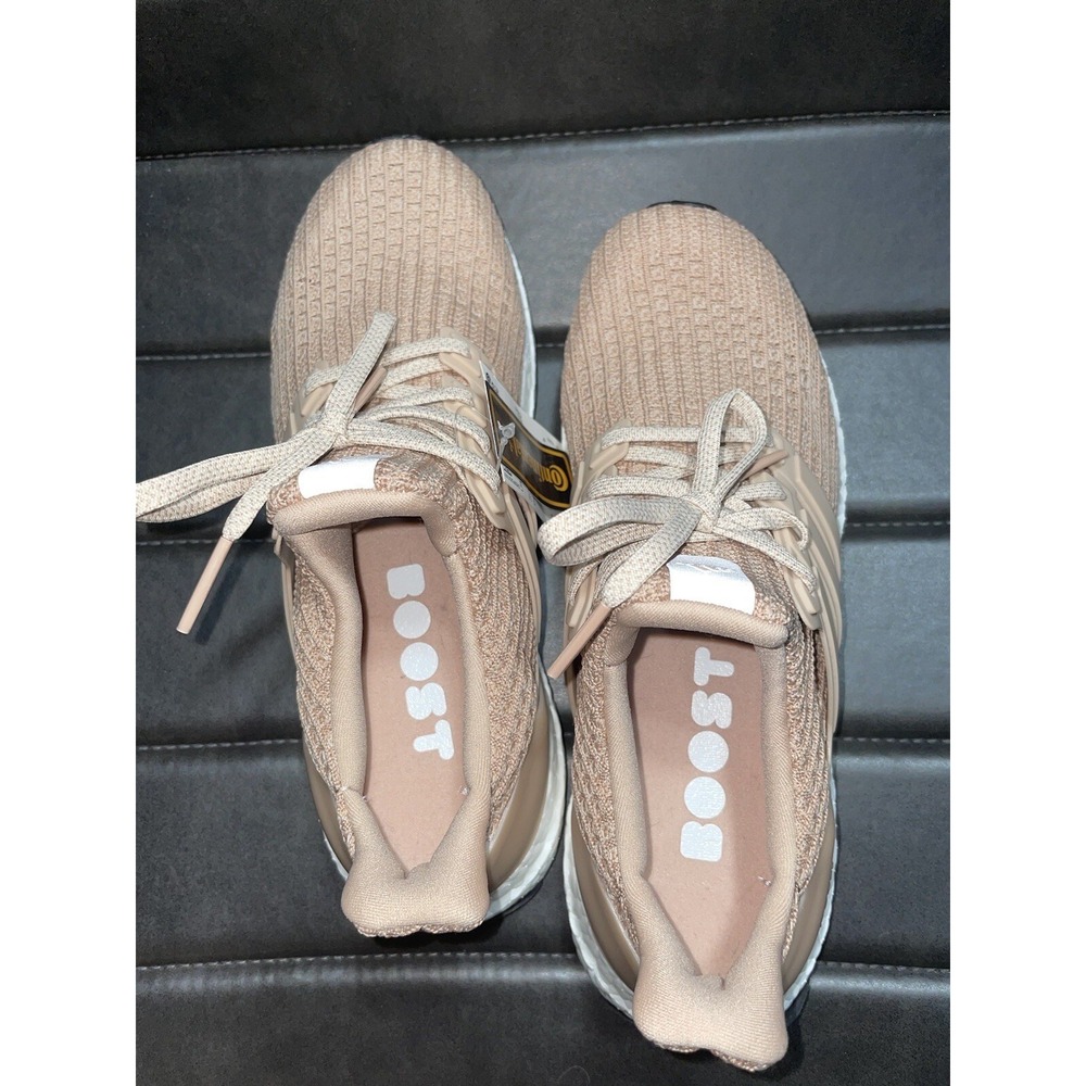Adidas UltraBoost 4.0 - Picture 2 of 9